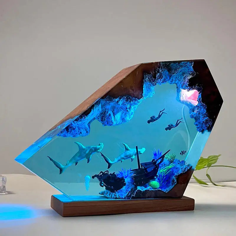 Seabed World Diving Resin Statue Lamp Miniature Figurine Luxury Decor Night Light